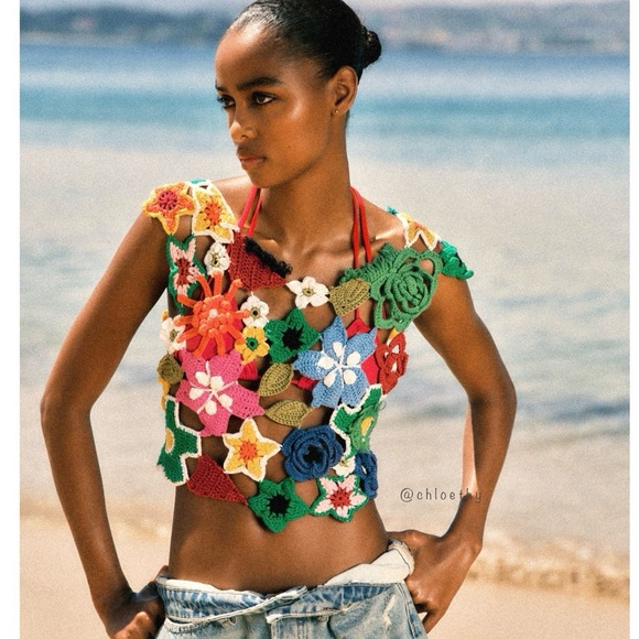 Zara FLORAL CROCHET CROP TOP - Picture 1 of 9